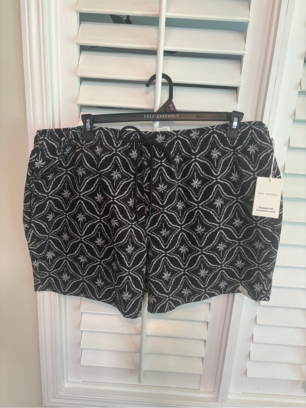 Free Assembly Black Seersucker Swimtrunks Size 2X